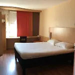 Ibis - Restaurant Hotel