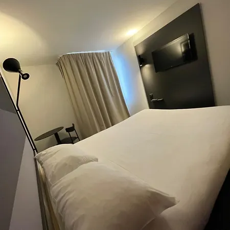 Ibis - Restaurant Hotel