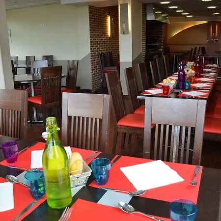 Ibis 3*