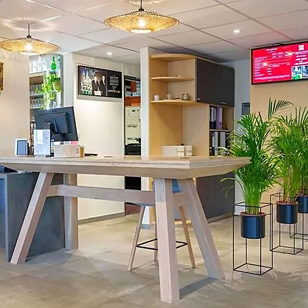 Ibis - Restaurant Λον