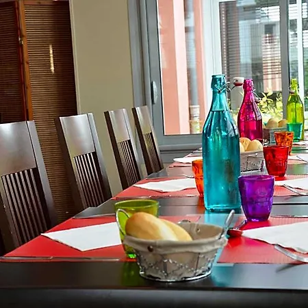 Ξενοδοχείο Ibis - Restaurant Λον