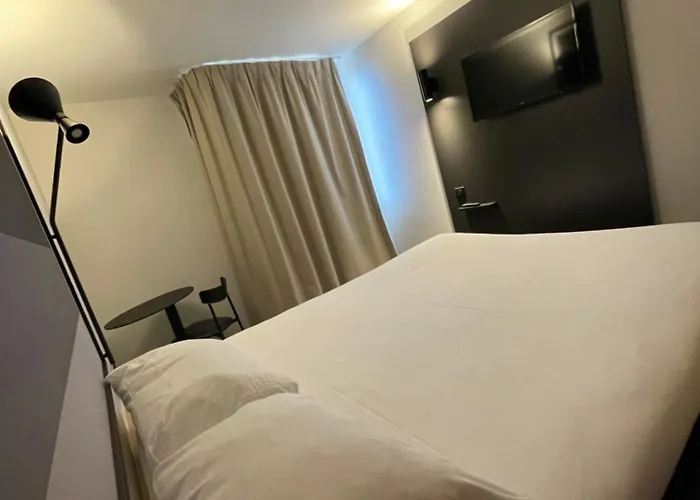 Ibis - Restaurant Hotel