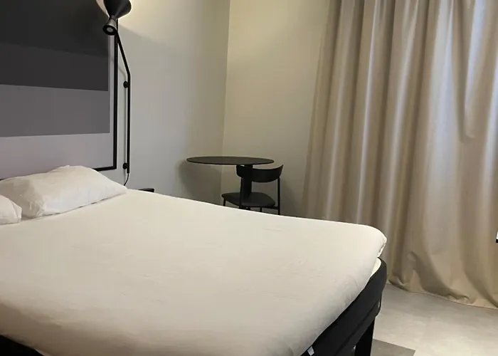 Ibis - Restaurant Hotel 3*